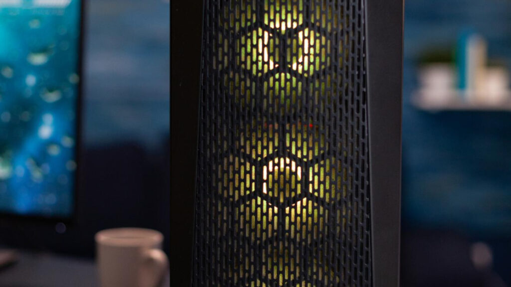 Différences clés entre un boîtier PC classique et un boîtier micro ATX